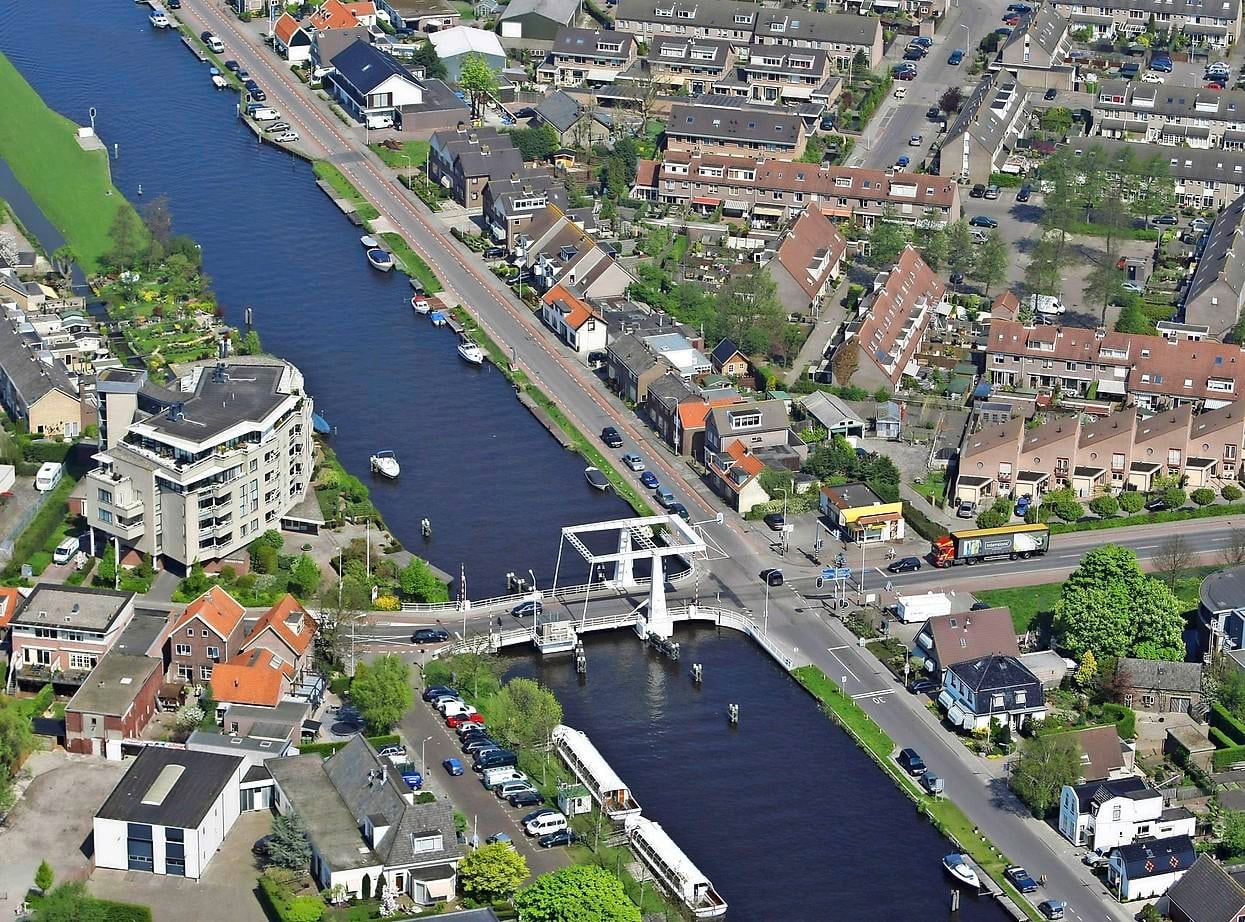 Taxi Lisserbroek Schiphol €47,50 vaste prijs, 24 uur per dag beschikbaar voor luchthavenvervoer